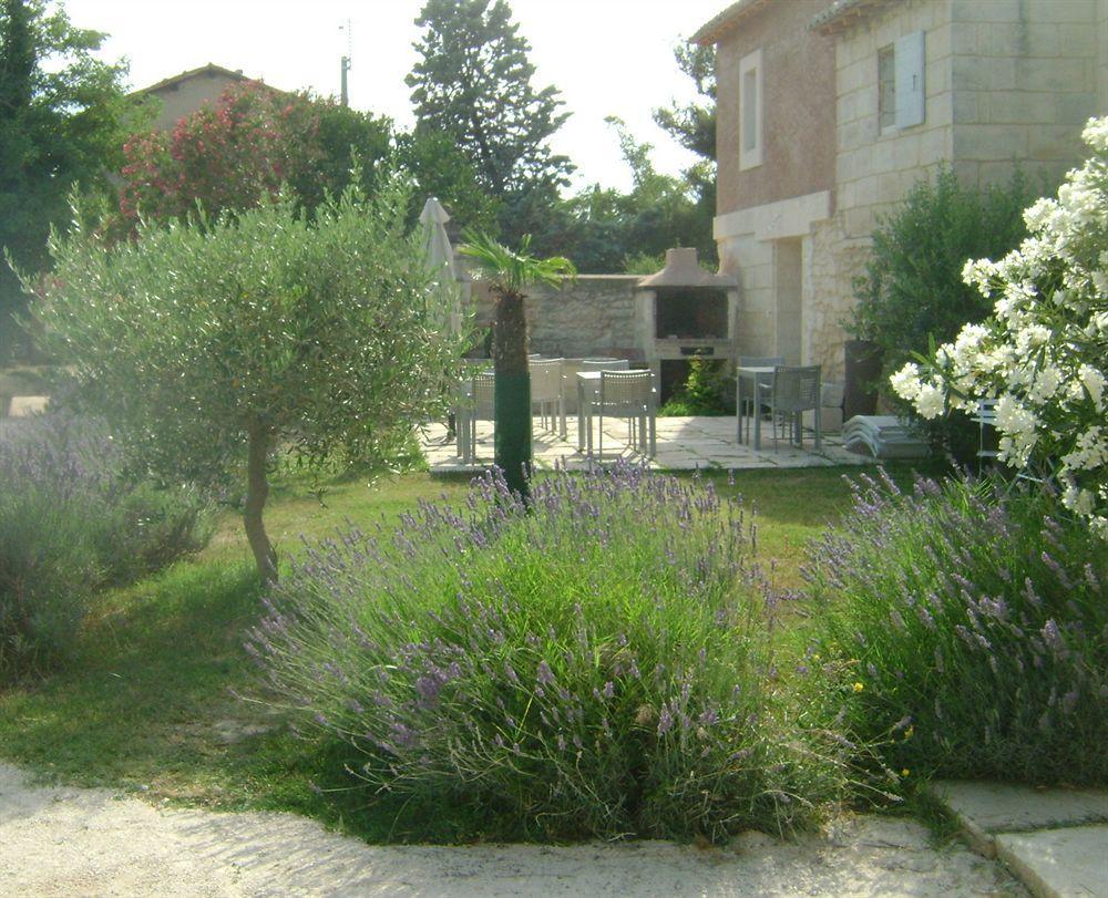 Mas Guiraud, Le Coquet Bed and Breakfast Beaucaire  Exteriör bild
