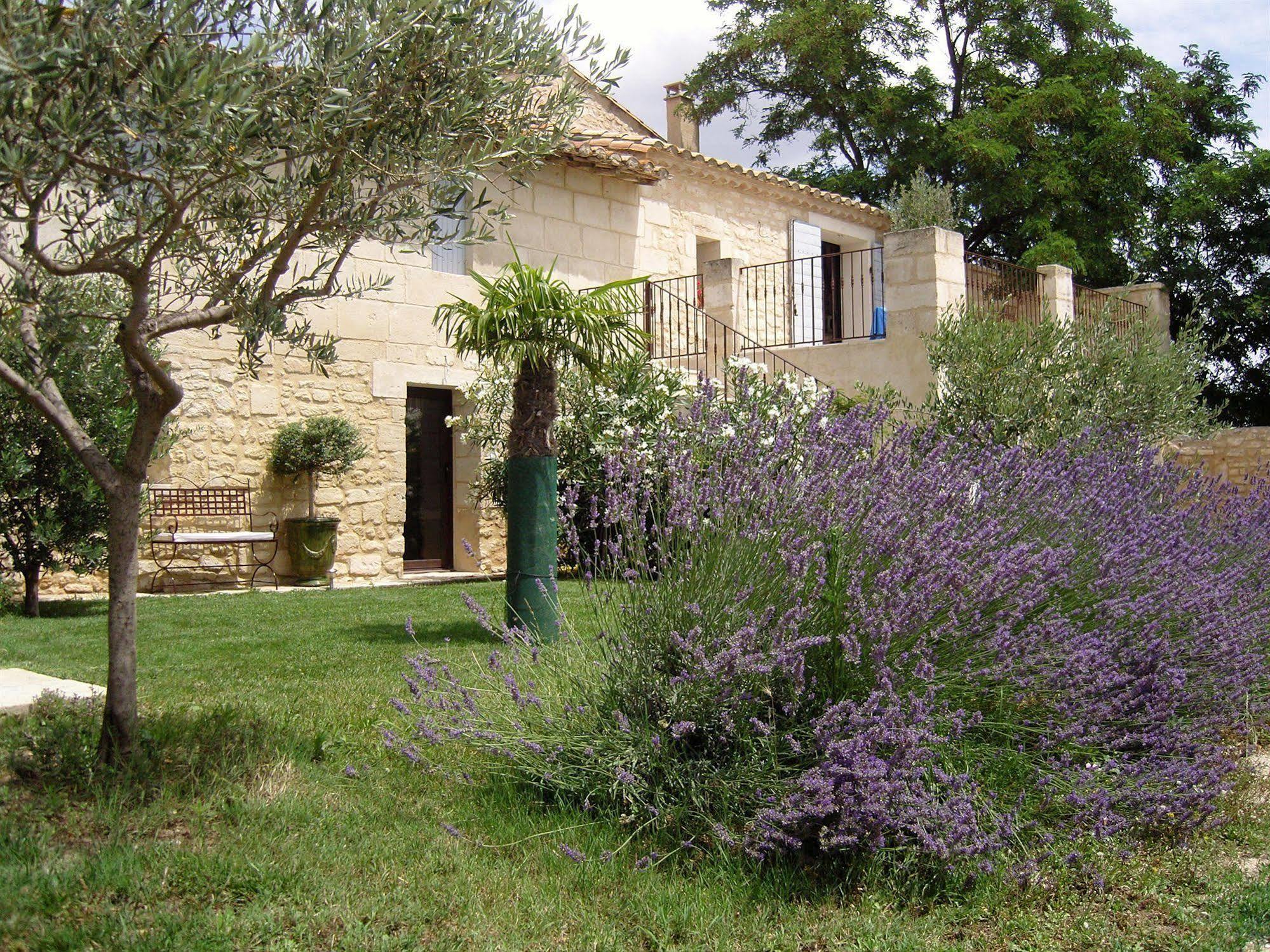 Mas Guiraud, Le Coquet Bed and Breakfast Beaucaire  Exteriör bild