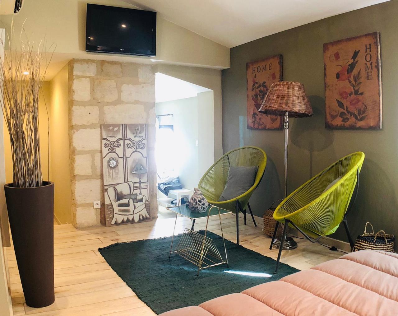 Mas Guiraud, Le Coquet Bed and Breakfast Beaucaire  Exteriör bild
